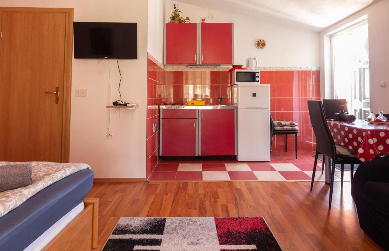 Apartments Ruza Dragove Dugi Otok Екстериор снимка