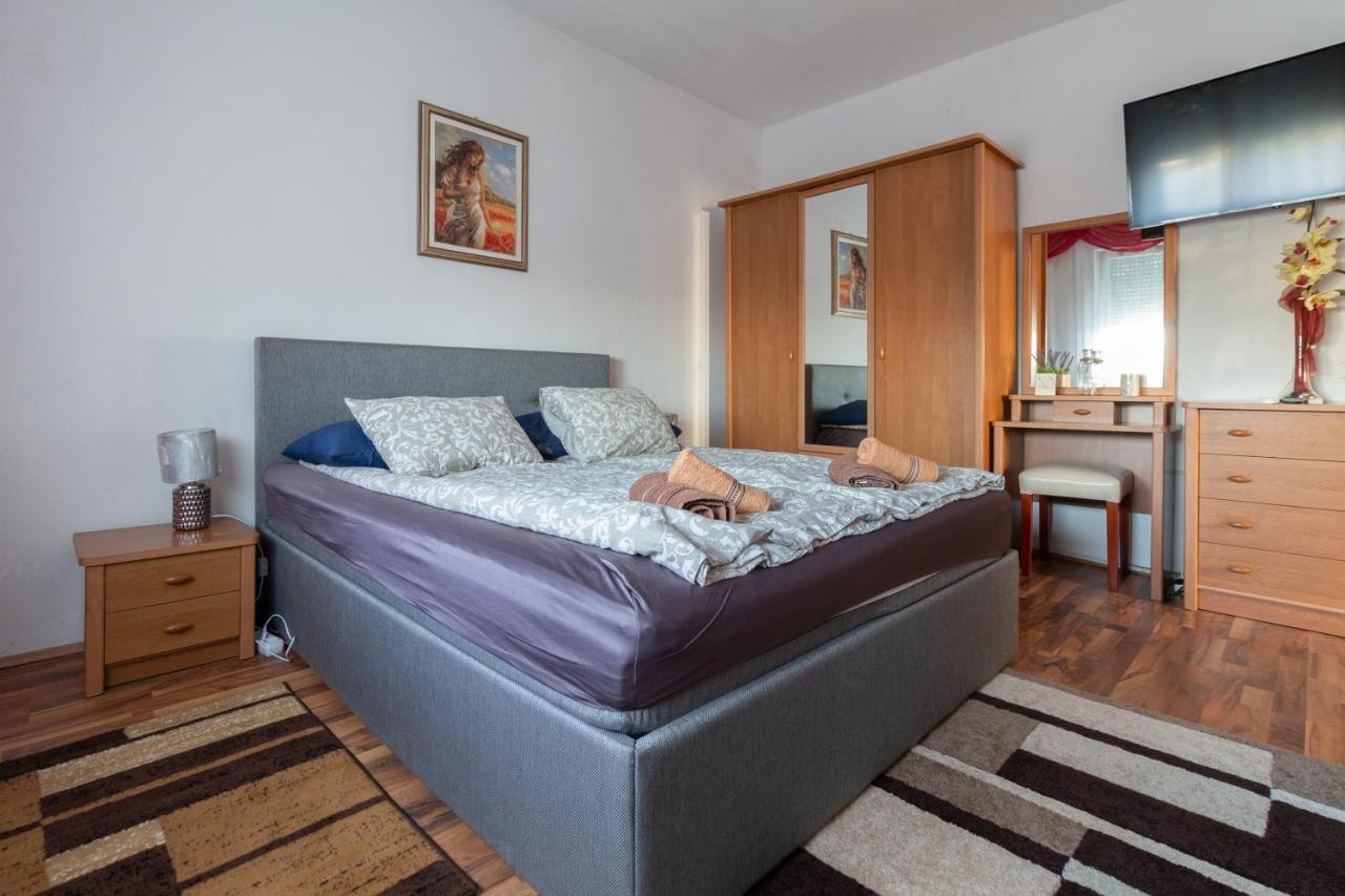 Apartments Ruza Dragove Dugi Otok Екстериор снимка
